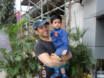 Tusshar Kapoor snapped with his son