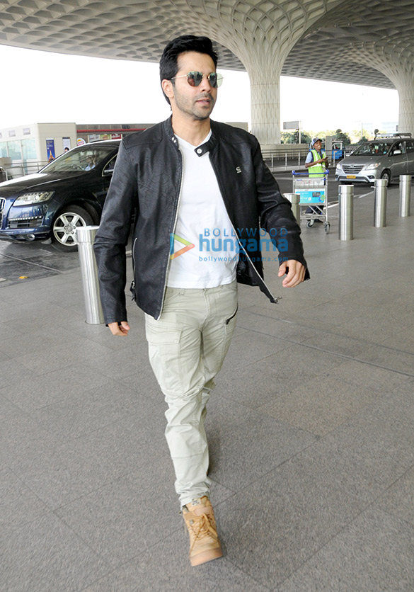 Varun Dhawan, Anu Malik and others snapped at the airport