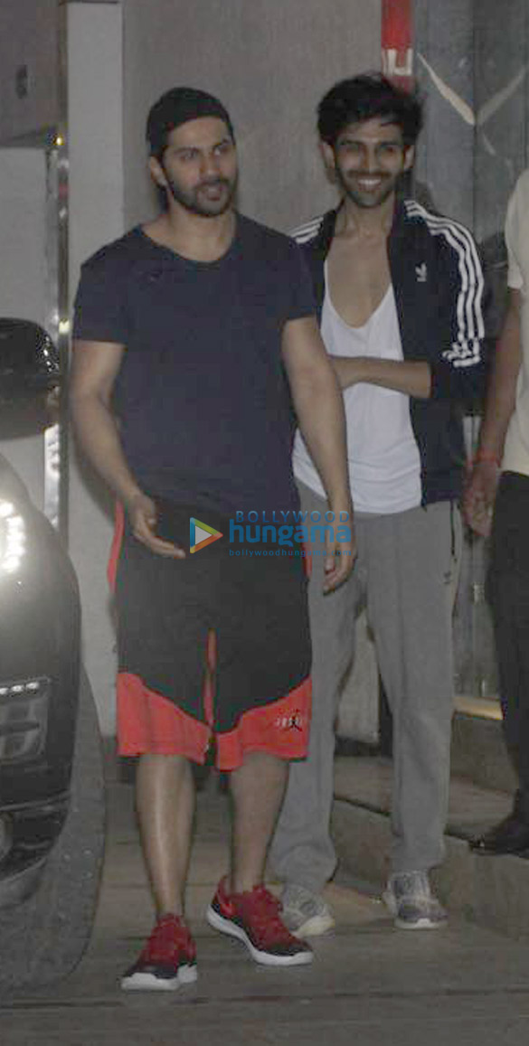 varun dhawan and kartik aaryan snapped at the gym 5