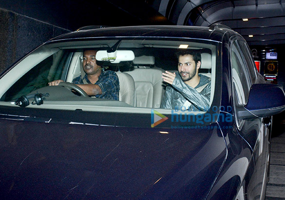 varun dhawan spotted at the gym in bandra 5