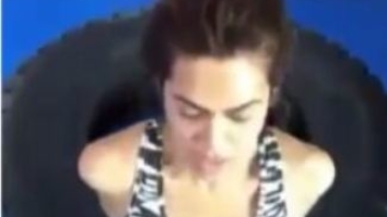 WATCH: Esha Gupta sweating it out will make you hit the gym!