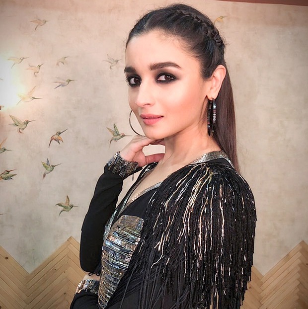 WATCH Varun Dhawan and Alia Bhatt recreate ‘Tamma Tamma Again’ at RIL 403