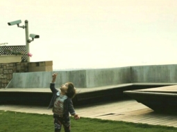 AWW! Shahid Kapoor’s daughter Misha Kapoor tries to reach for the sky in this cute picture