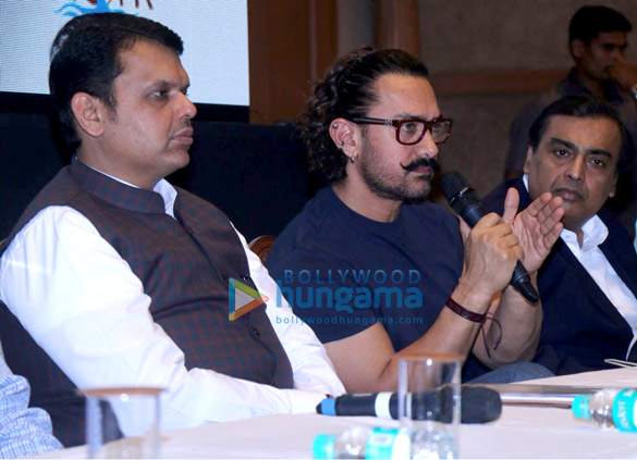 aamir khan attends patani foundation event 3