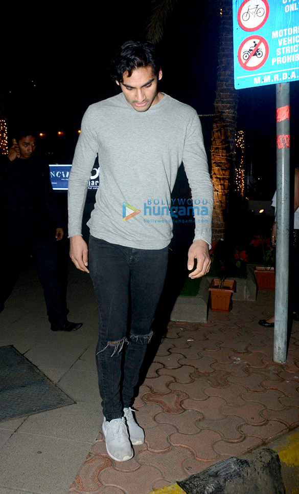 ahan shetty snapped with friends at bkc 4