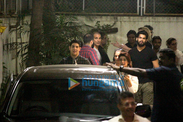 akshay kumar twinkle khanna and r balki spotted at sunny super sound in juhu 1