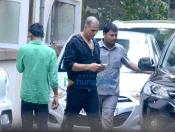 Akshay Kumar snapped at Juhu