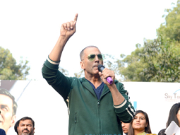 Akshay Kumar snapped promoting his film ‘Pad Man’ at Delhi University
