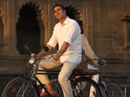 Akshay Kumar to hold an auction of this bicycle to raise funds for NGO working for menstrual hygiene