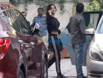 Alia Bhatt, Sara Ali Khan and others snapped at the gym