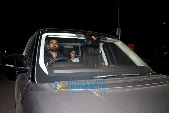 alia bhatt spotted at ranbir kapoors house 4