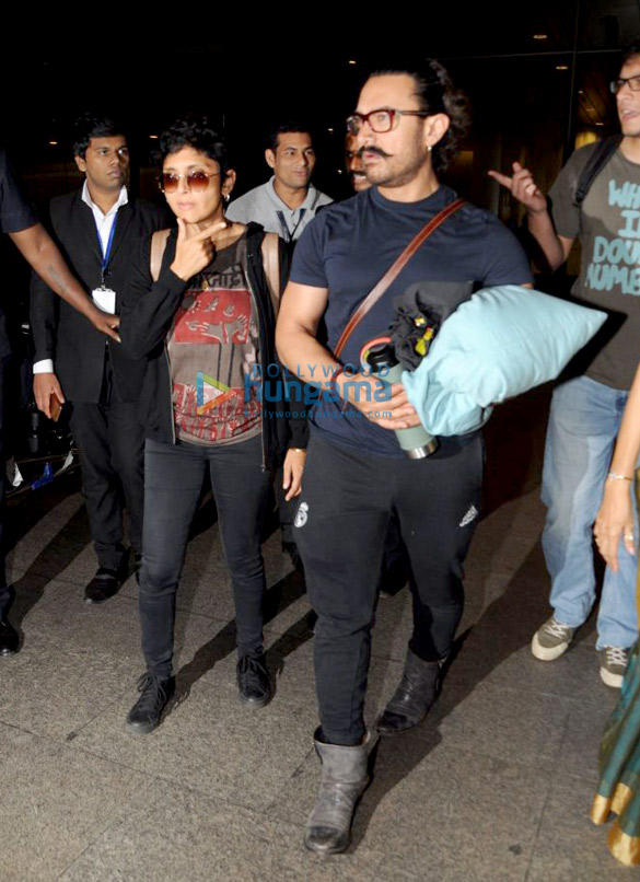 amir khan and family snapped at the airport returning from goa 6