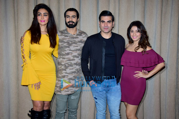 Arbaaz Khan and Manjari Fadnis snapped during the promotions of ‘Nirdosh’ Arbaaz Khan and Manjari Fadnis snapped during the promotions of ‘Nirdosh’