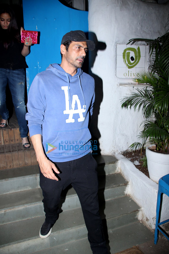 arjun rampal spotted at olive bandra 3