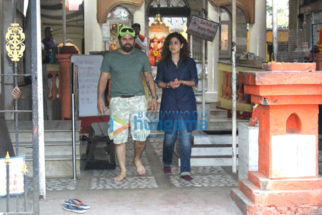 Bakhtiyaar Irani and his wife Tanaz Irani at Shiv Shankar Ganesh Mandir, Juhu