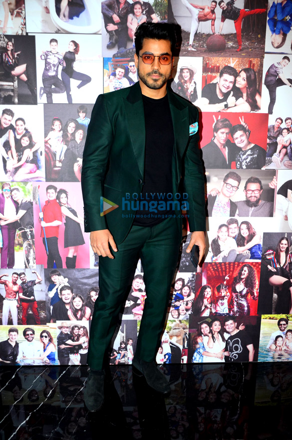 celebs grace launch of dabboo ratnanis calendar 2018 31