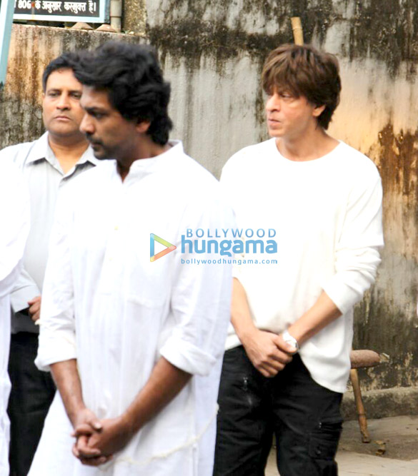 Celebs pay their final respect to Nikhil Dwivedi’s father