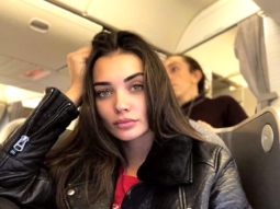 Check out: Amy Jackson heads to Vancouver to resume shooting of Supergirl