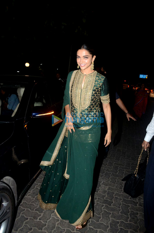 deepika padukone snapped at maharaja bhog restaurant 5