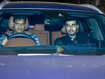 Deepika Padukone, Ranveer Singh, Alia Bhatt, Ranbir Kapoor, Kareena Kapoor Khan, Hrithik Roshan and others attend a bash at Shah Rukh Khan's house