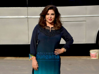 Farah Khan with Shilpa Shetty on the sets of Super Dancer 2