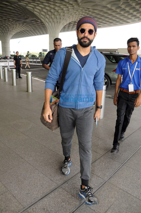 Farhan Akhtar, Zareen Khan and others snapped at the airport Farhan Akhtar, Zareen Khan and others snapped at the airport