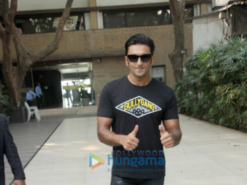 Farhan Akhtar and Ranveer Singh at otters club