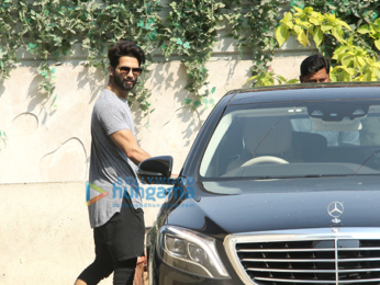 Fatima Sana Shaikh and Shahid Kapoor at the gym