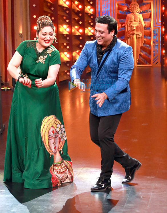govinda sunita ahuja tina ahuja snapped on sets of enteratinment ki raat 4