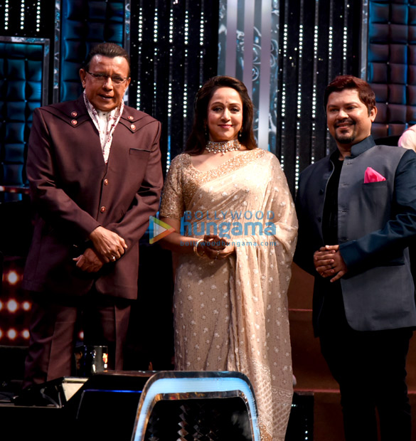 Hema Malini snapped on the sets of Dance India Dance Hema Malini snapped on the sets of Dance India Dance