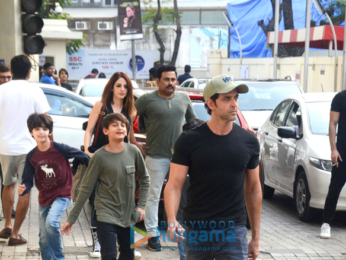 Hrithik Roshan snapped with family at PVR, Juhu
