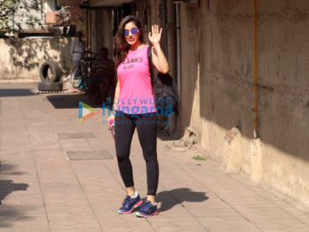 Jhanvi Kapoor, Aayush Sharma and Sophie Choudry snapped in Mumbai