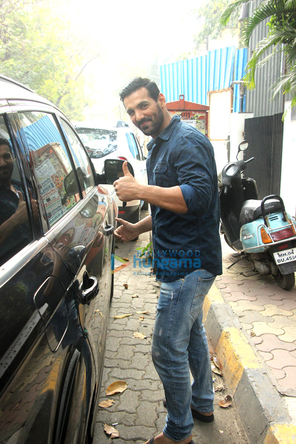 john abraham spotted at nm medical in bandra 5