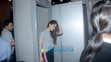Kareena Kapoor Khan snapped at the airport