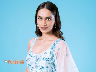 Celebrity wallpaper of Manushi Chhillar