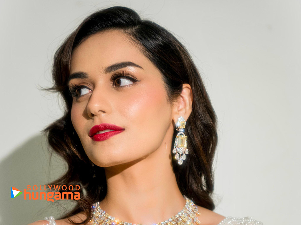 Manushi Chhillar Manushi Chhillar