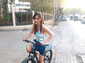 Pooja Chopra spotted riding bicycle at Lokhandwala