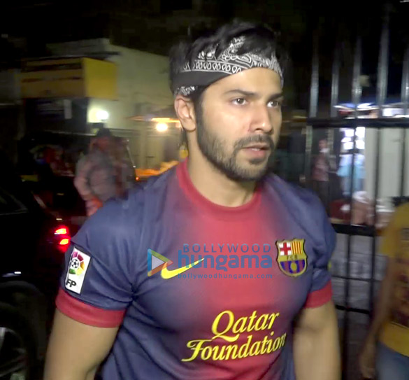 ranbir kapoor varun dhawan arjun kapoor snapped at a soccer match 4