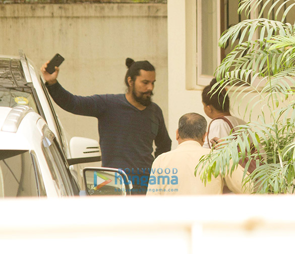 randeep hooda spotted at sunny super sound in juhu 1