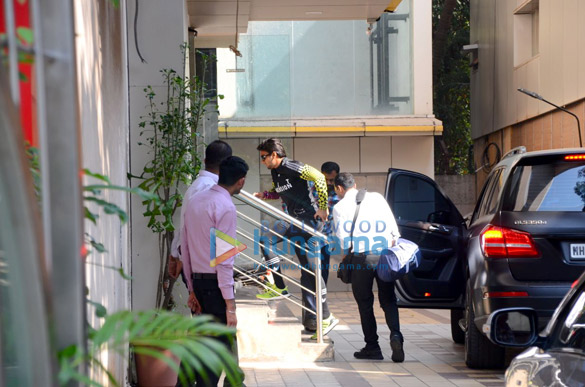 ranveer singh spotted after dance rehearsals in bandra 1