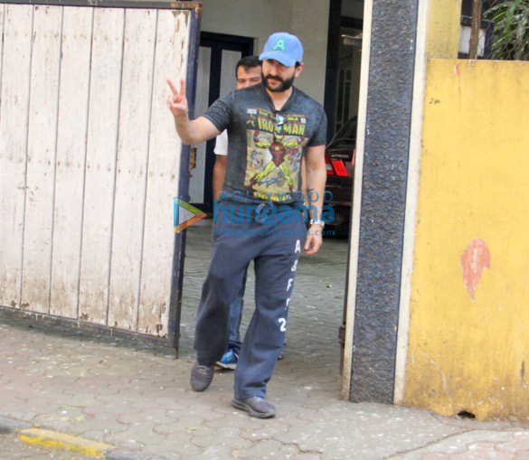 saif ali khan spotted after a dubbing session in bandra 2