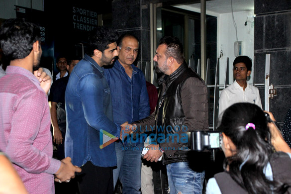 Sanjay Dutt, Arjun Kapoor and Sara Ali Khan spotted at Ashutosh Gowariker’s office Sanjay Dutt, Arjun Kapoor and Sara Ali Khan spotted at Ashutosh Gowariker’s office