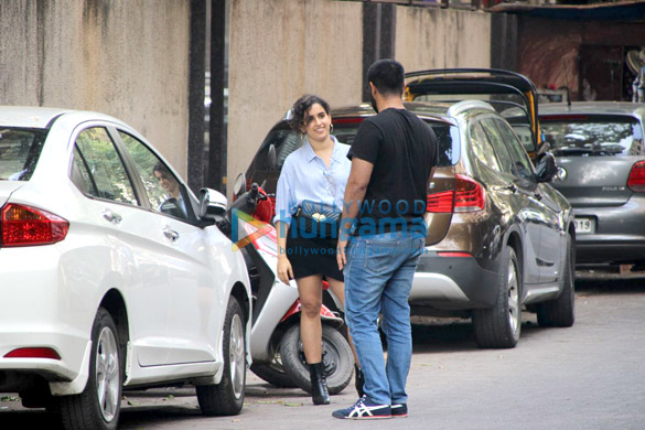 sanya malhotra snapped in mumbai 5