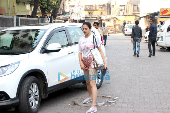 Sara Ali Khan snapped in Mumbai Sara Ali Khan snapped in Mumbai