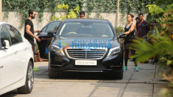 Shahid Kapoor, Aditya Roy Kapur and others snapped at the gym