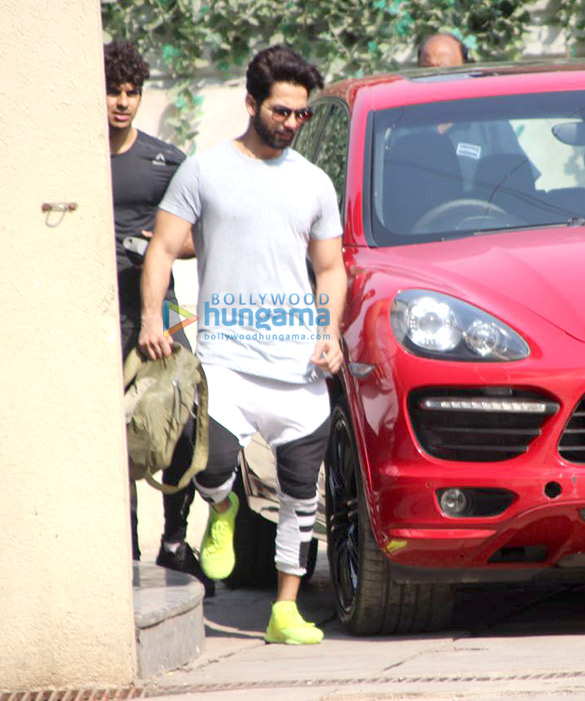 shahid kapoor and ishaan khatter snapped at the gym 1