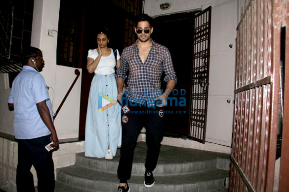 sidharth malhotra spotted at shanker mahadevans dubbing studio 3
