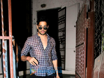 Sidharth Malhotra spotted at Shanker Mahadevan's dubbing studio