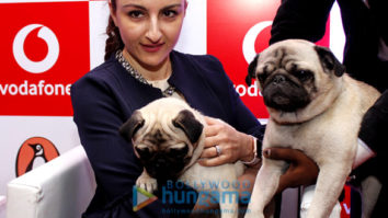Soha Ali Khan graces a reading session of her book ‘Moderately Famous’ at the Vodafone gallery