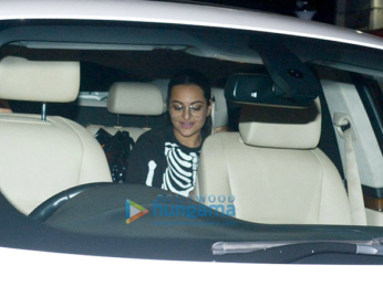 Sonakshi Sinha spotted at Harry's Cafe, Juhu